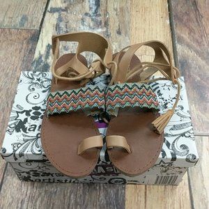 Brash Women's Shoes 'Prime' Toe Strap Strappy Sandals Tan New in Box Size 6